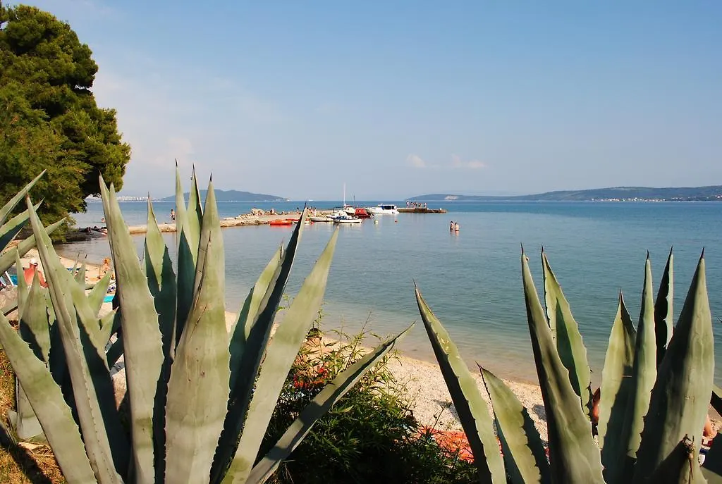 Apartments Kairos - Bili 9 Kastela Croatia