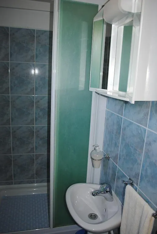 Apartments Kairos - Bili 9 Kastela Croatia