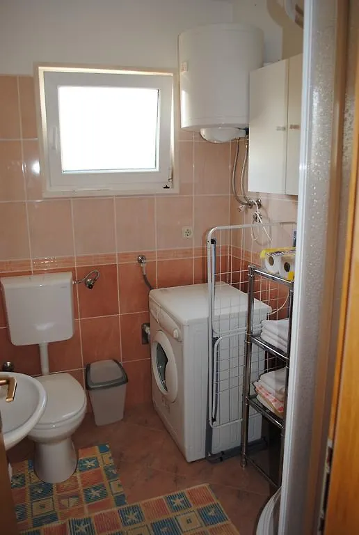 Apartments Kairos - Bili 9 Kastela