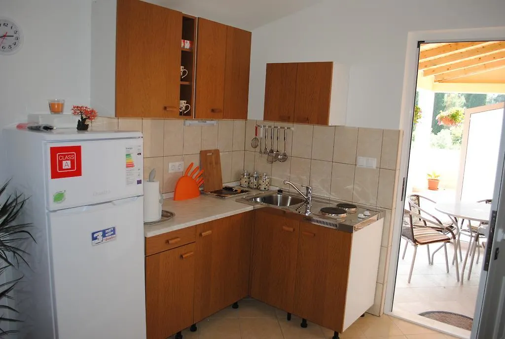 Apartments Kairos - Bili 9 Kastela